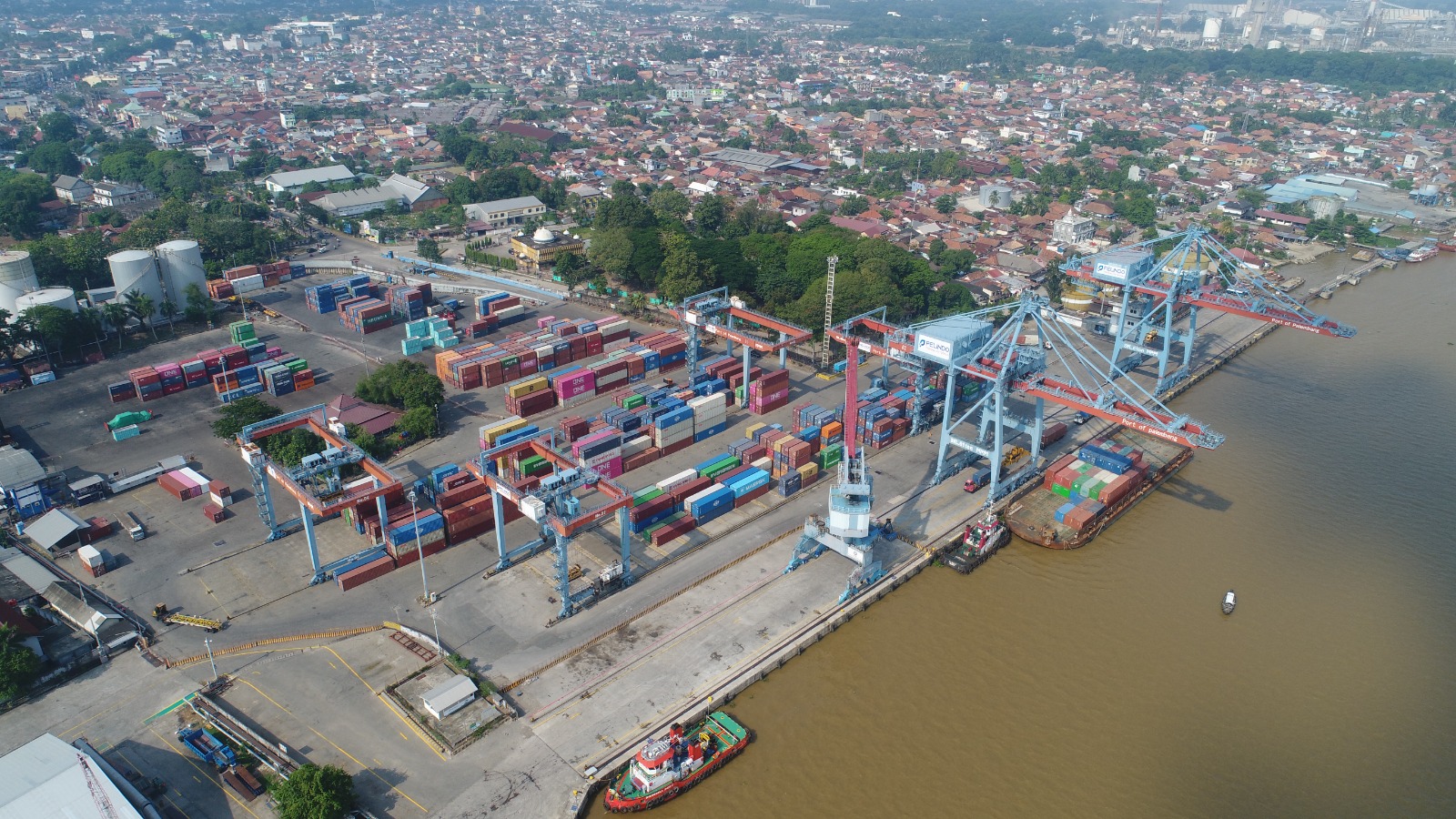 Pertumbuhan Arus Peti Kemas Internasional Tembus 11%, Sinyal Positif bagi Ekonomi Indonesia