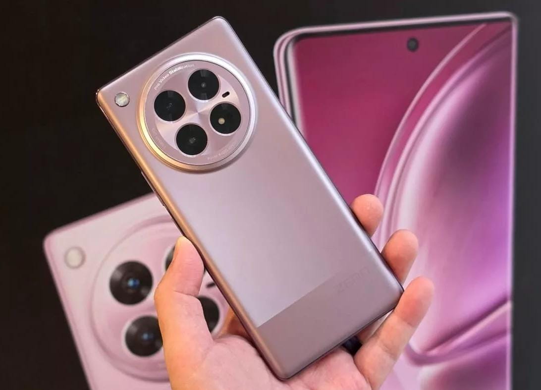 Infinix Zero 40 5G Bawa Performa Tinggi Berkat Chipset Dimensity 8200 Ultimate dengan Fitur Modern