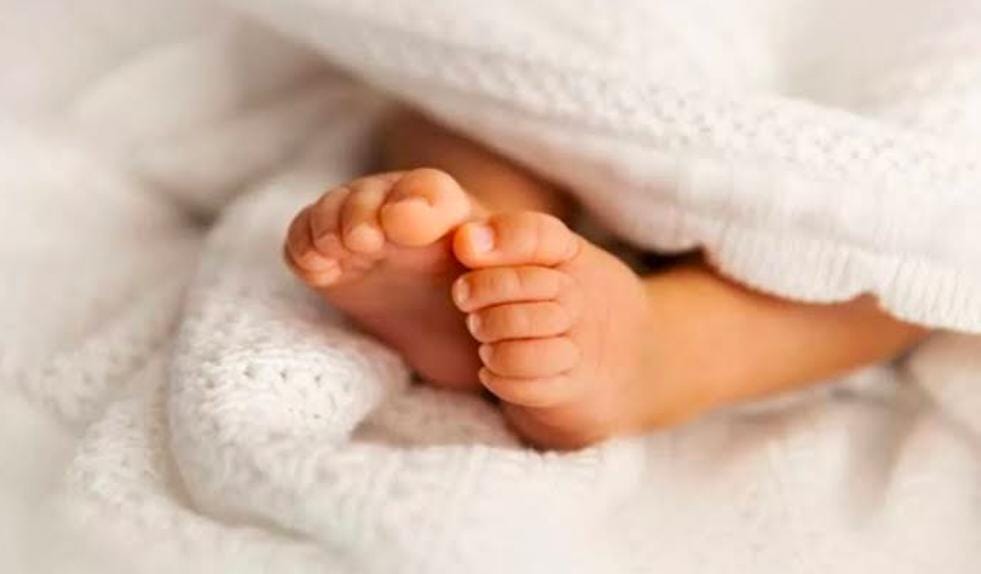 Astaghfirullah! Bayi Laki-Laki di Padang Berusia 5 Bulan Mengandung Janin Berusia 4 Bulan Bikin Heboh Medsos