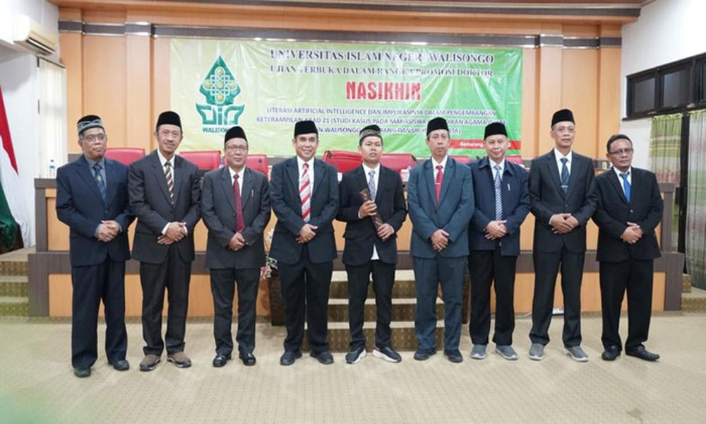 Mantan Pemulung Raih Doktor di UIN Walisongo, ini Kisahnya