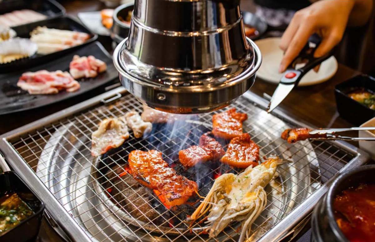 11 Alat Tempur yang Harus Dipersiapkan untuk Pesta BBQ Malam Tahun Baru, Nomor 8 Bisa Pinjam Tetangga