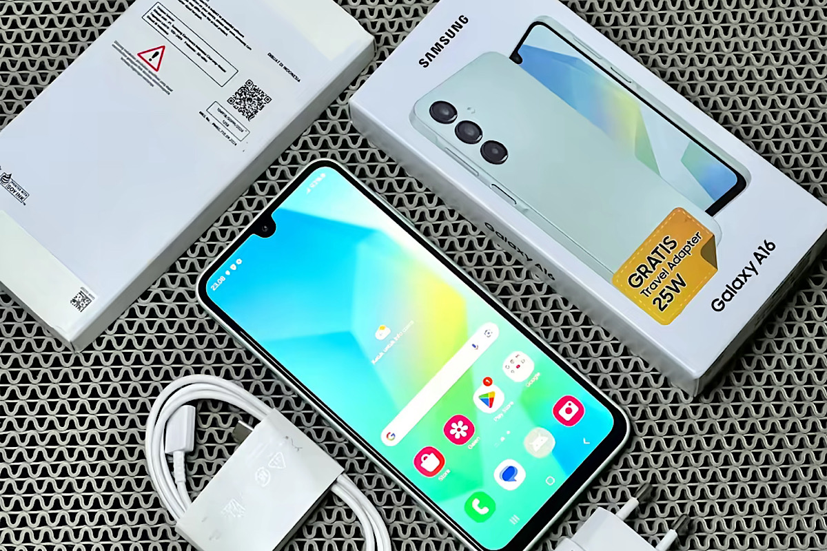 Meski Turun Harga Samsung A16 Tetap Dapat Kritik Soal Desain Kamera Depan Poni & Bezel Dagu Tebal 
