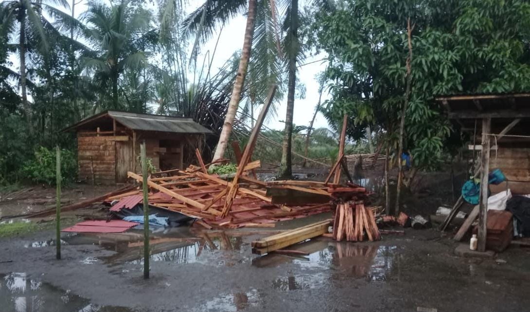 Angin Puting Beliung Terjang Dua Desa di Banyuasin, Puluhan Rumah Rusak