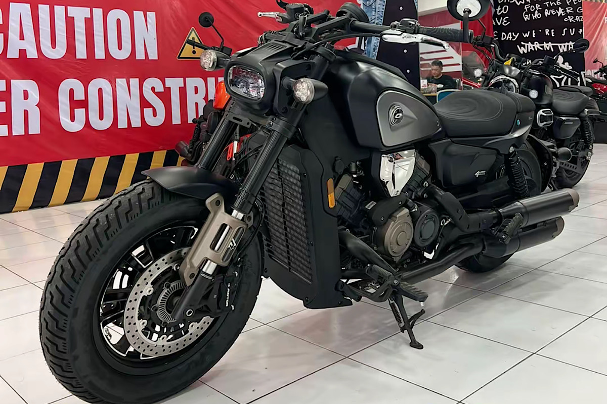 Motor Cruiser SRV 600V Touring Nyaman dengan Posisi Riding Ergonomis