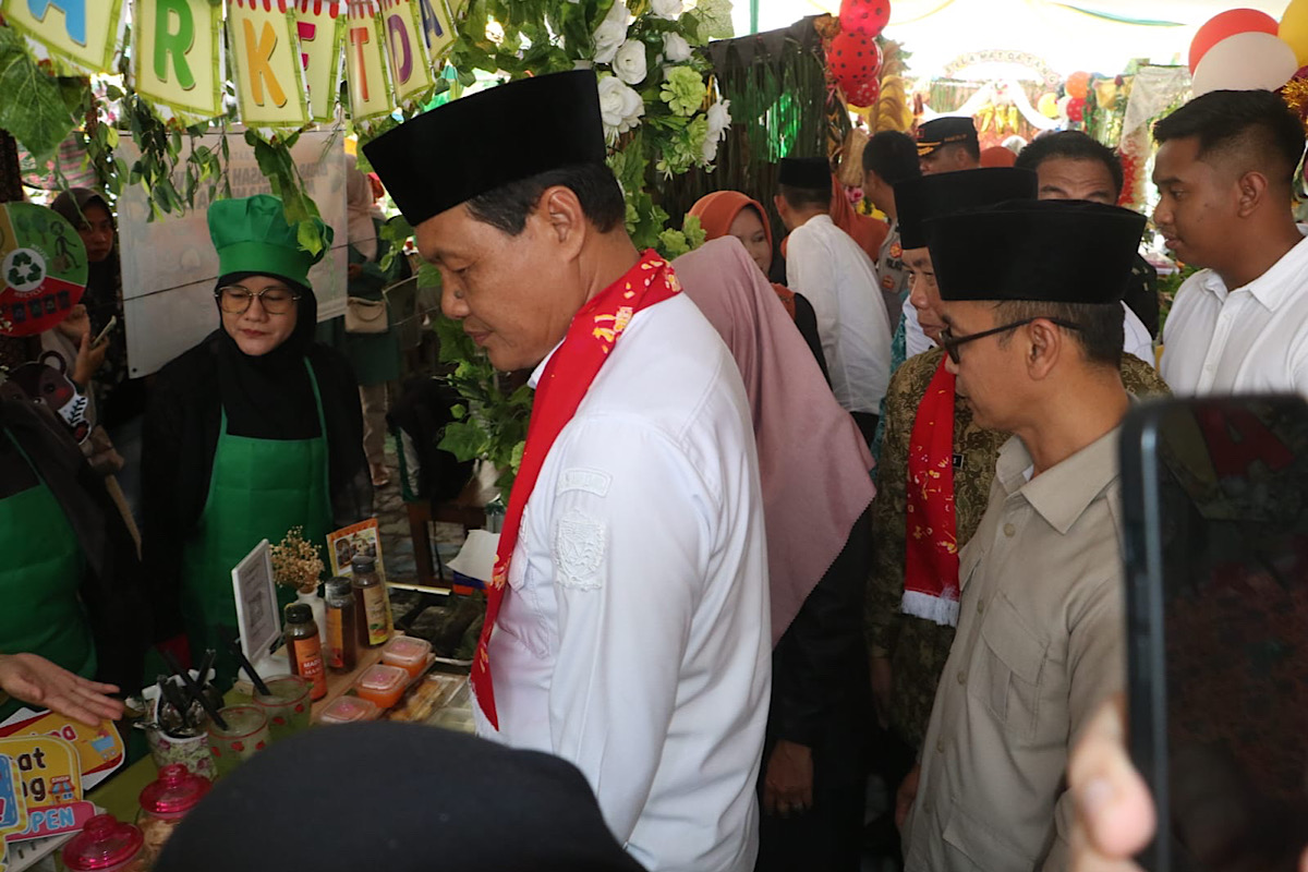 Edison Tekankan Pentingnya Pendidikan Berkarakter