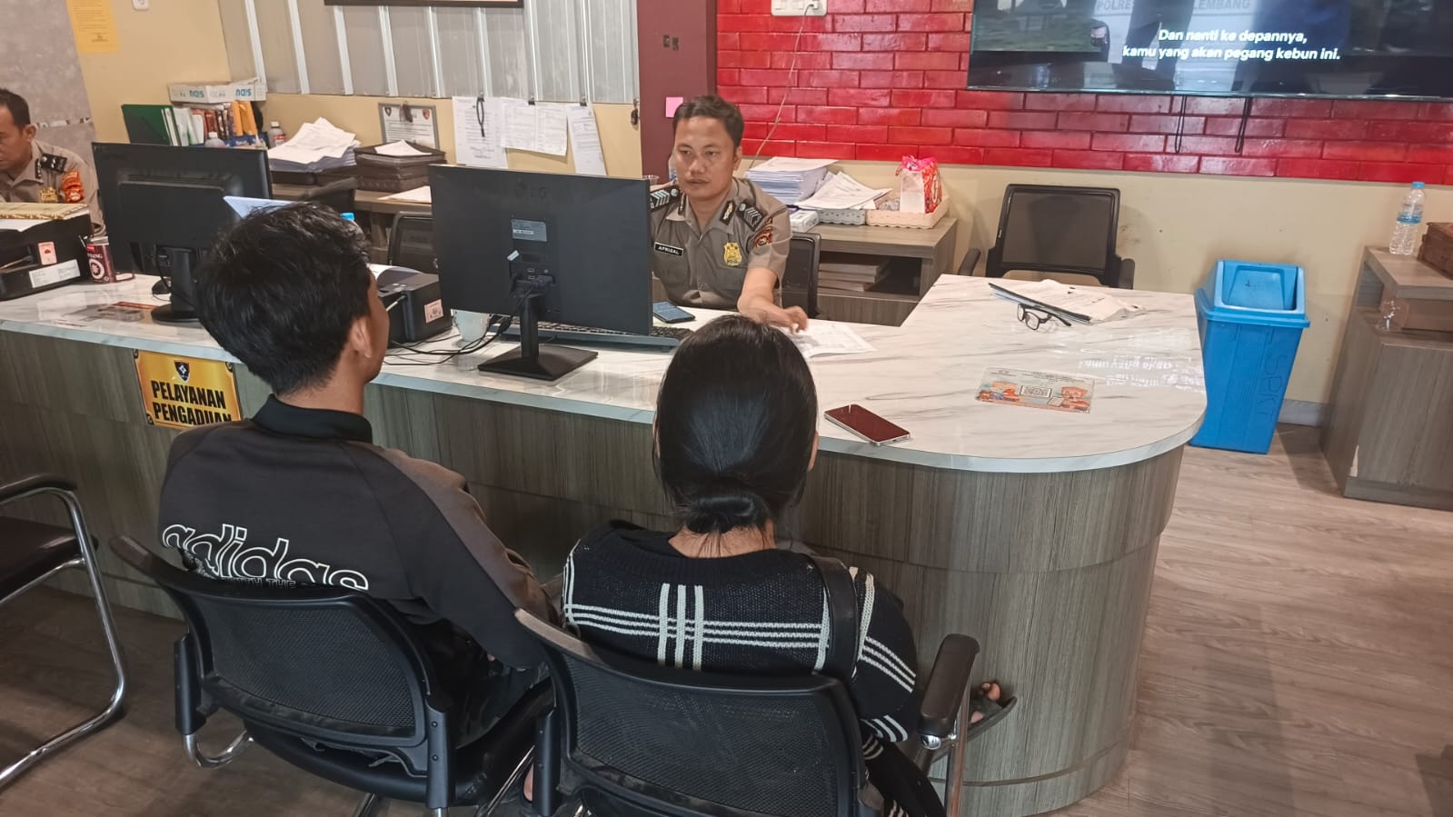 Main di Taman Simpang Polda, Sepeda Motor Wanita di Palembang Raib Digasak Pelaku Curanmor 