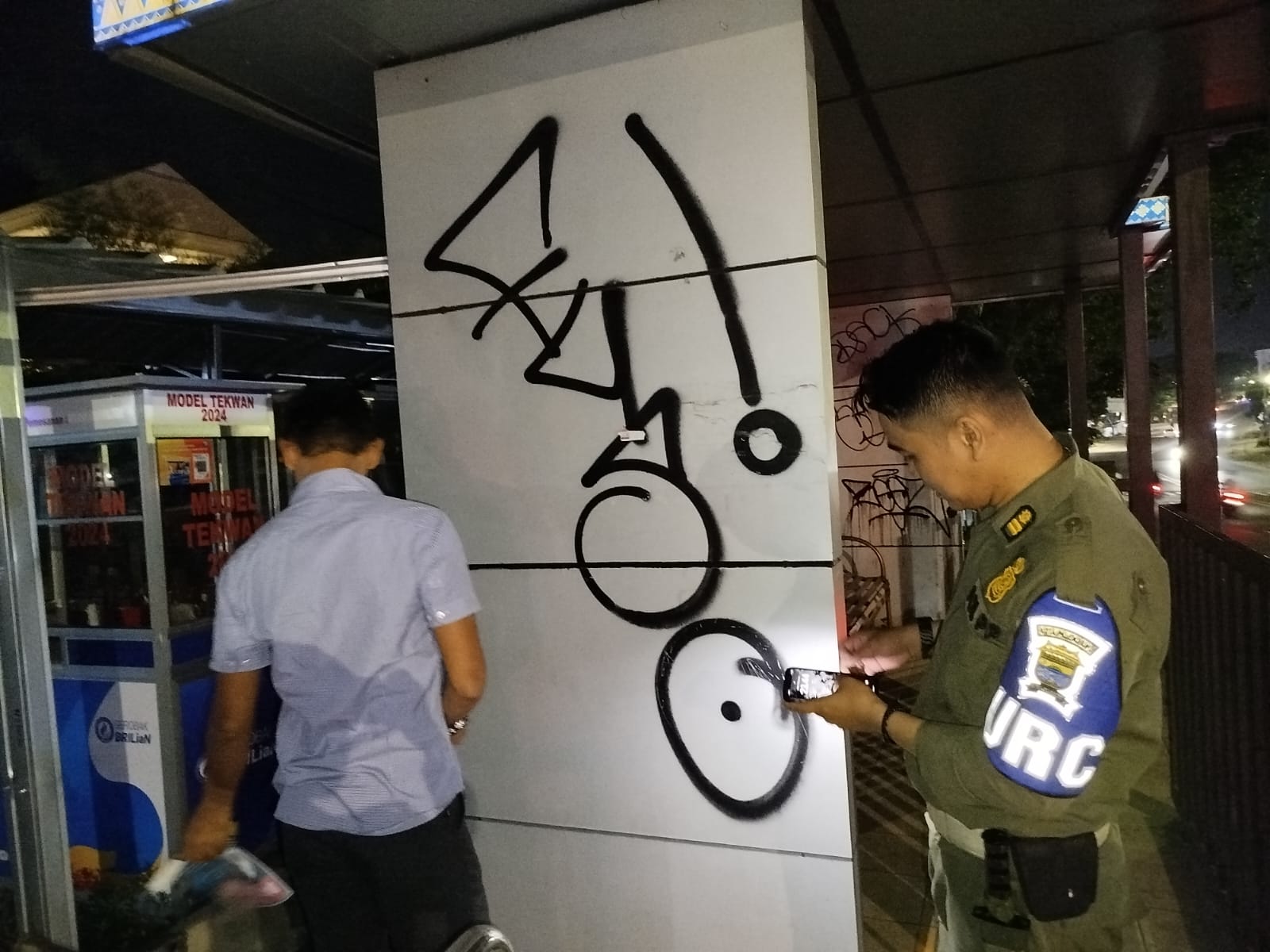 Terekam Kamera CCTV, Sat Pol-PP Buru Remaja Pelaku Vandalisme di Kota Palembang, Bentuk Tim Khusus 