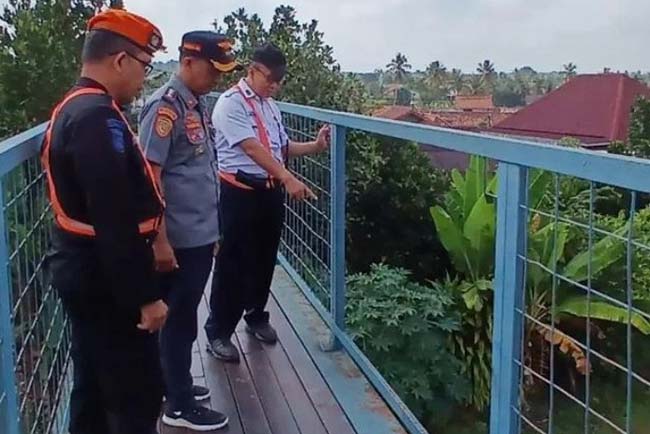 JPO dan Jalan di Pinggiran Rel Kereta Api Ditutup, DPRD Prabumulih Bakal Panggil PT KAI