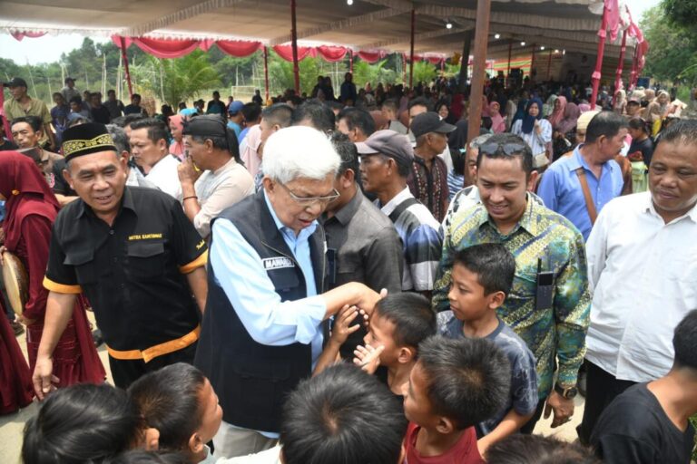 Kunjungi Desa Tanjung Baru Muara Enim, MataHati Disambung Ribuan Warga