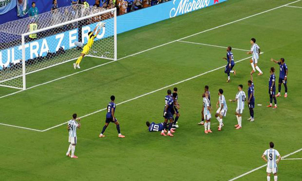 Usai Laga Argentina vs Tanjung Verde, Messi Hormat Kepada Vozinha