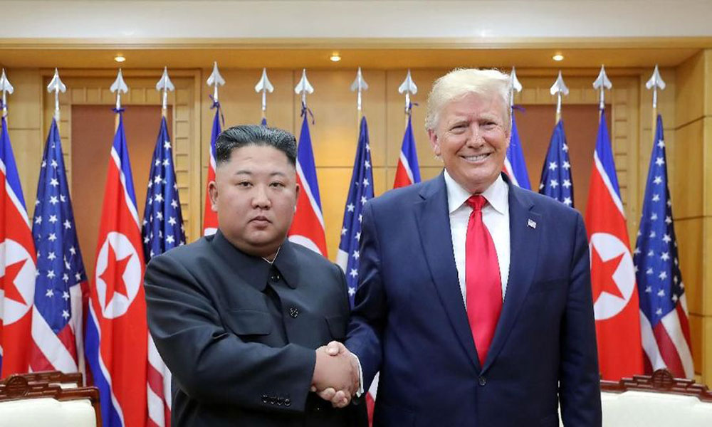 Trump Isyaratkan Bertemu Kim Jong-un, Ada Apa?