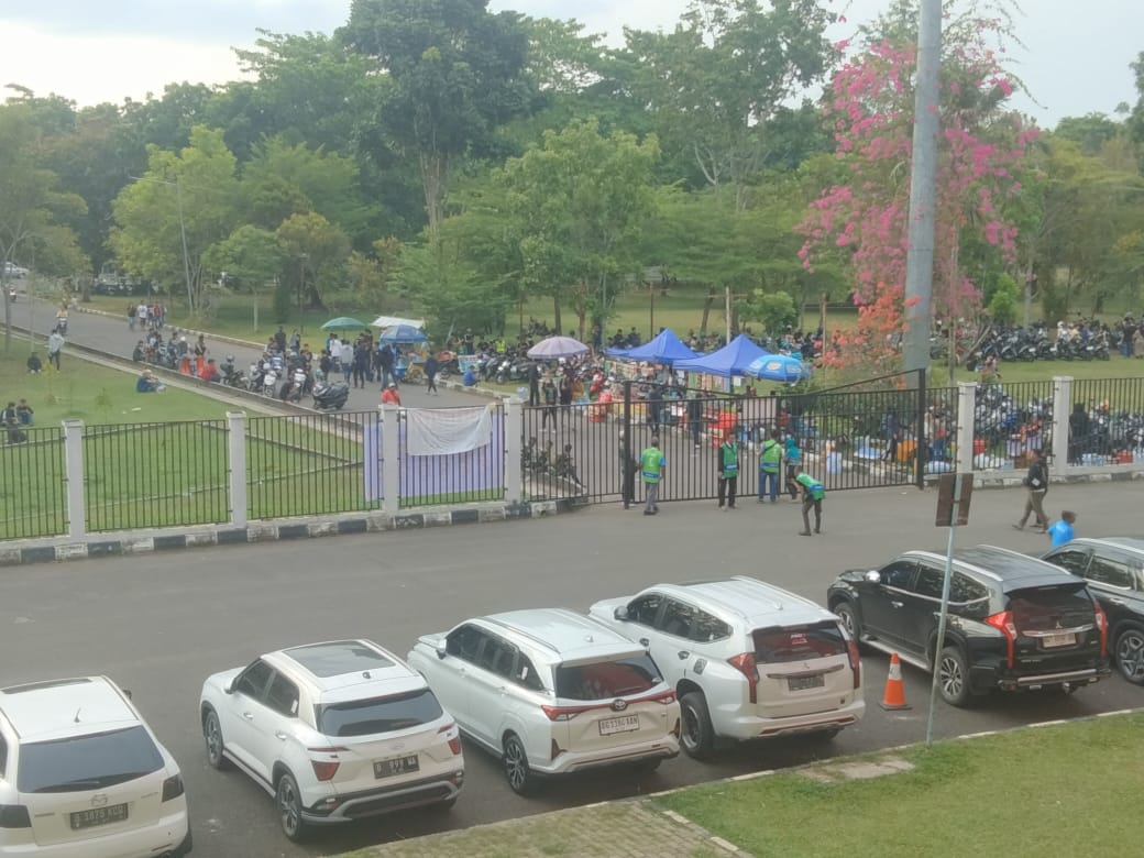 Derby Sumsel Tanpa Penonton, SFC Ungguli Sumsel United Babak Pertama, Suporter Ramai Luar Stadion 