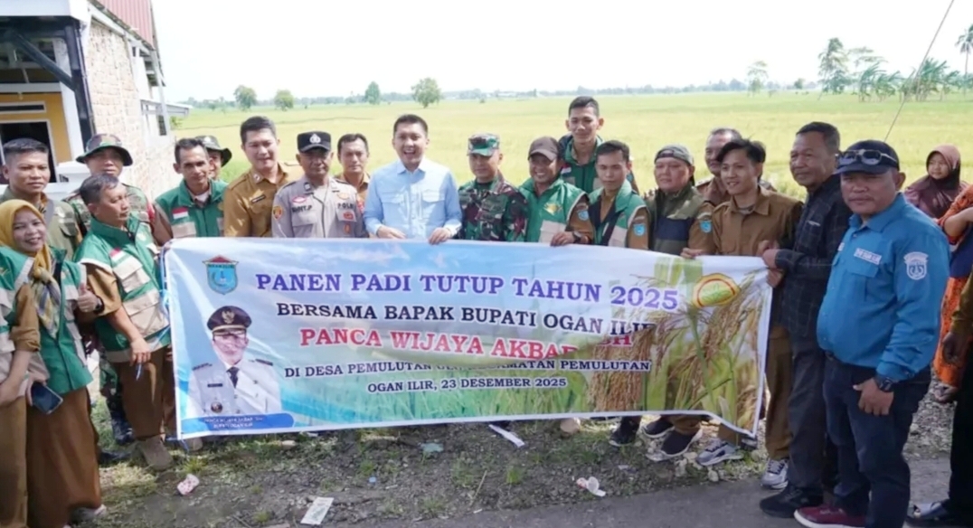 Bupati Ogan Ilir Hadiri Panen Tutup Tahun 2025, Komitmen Dukung Ketahanan Pangan & Modernisasi Pertanian
