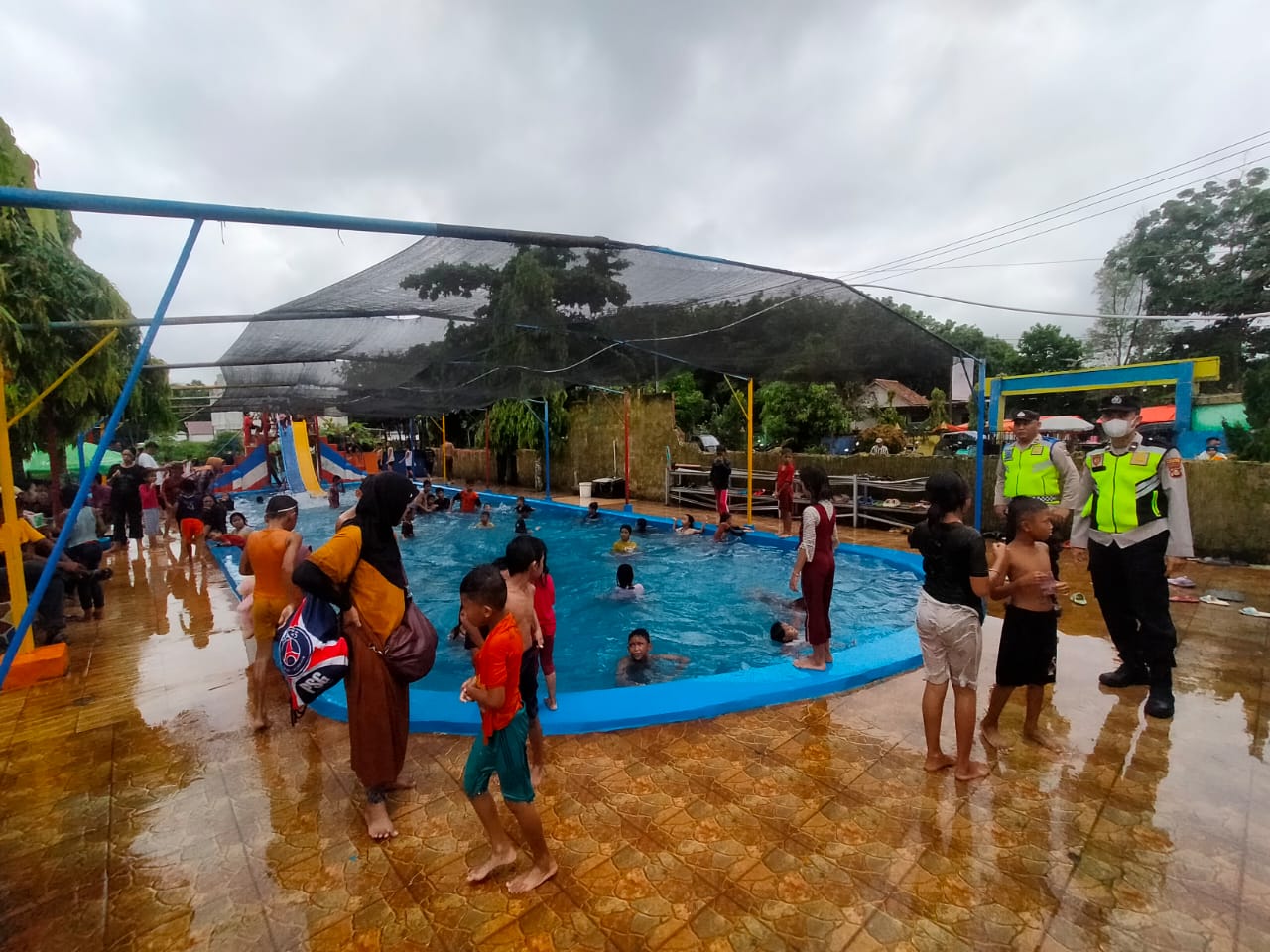 Libur Panjang, Tempat Wisata di Ogan Ilir Diserbu Pengunjung, Polsek Tanjung Raja Siagakan Personel