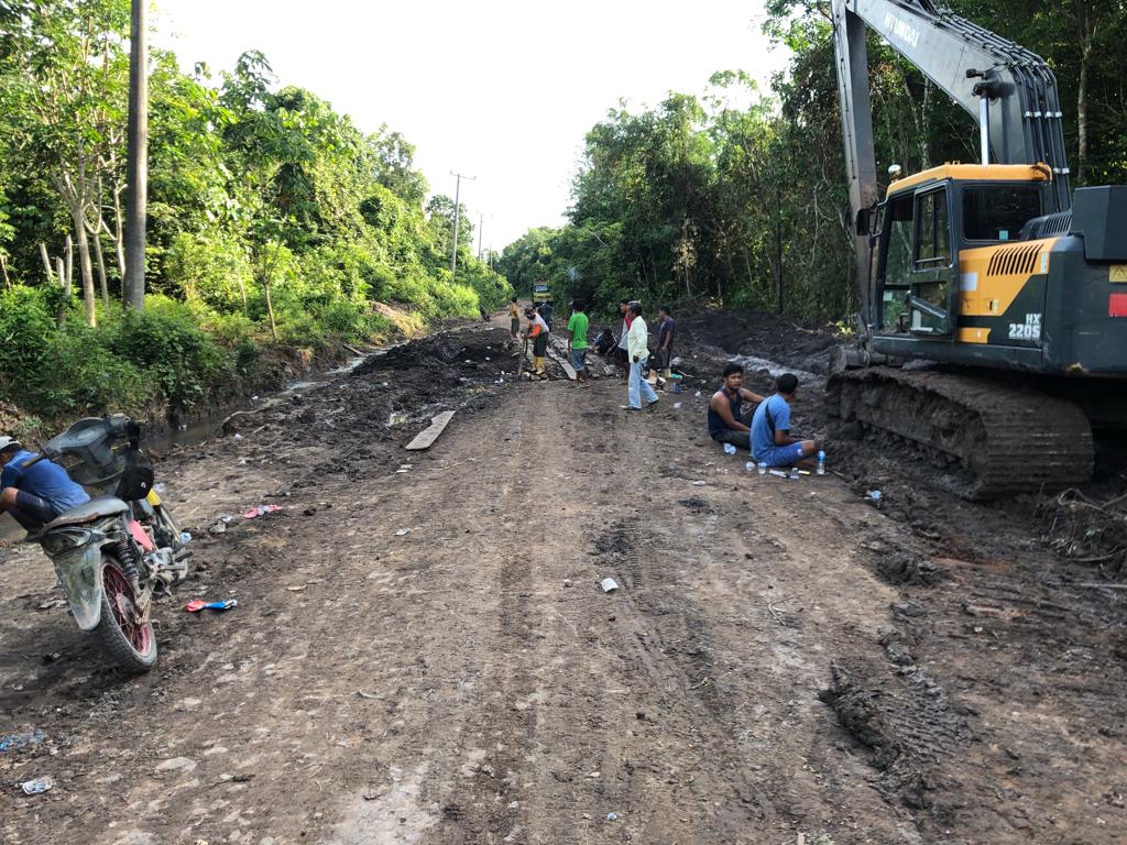 Atensi Pj Bupati, Perbaikan Jalan Cengal-Sungai Jeruju OKI Dikebut