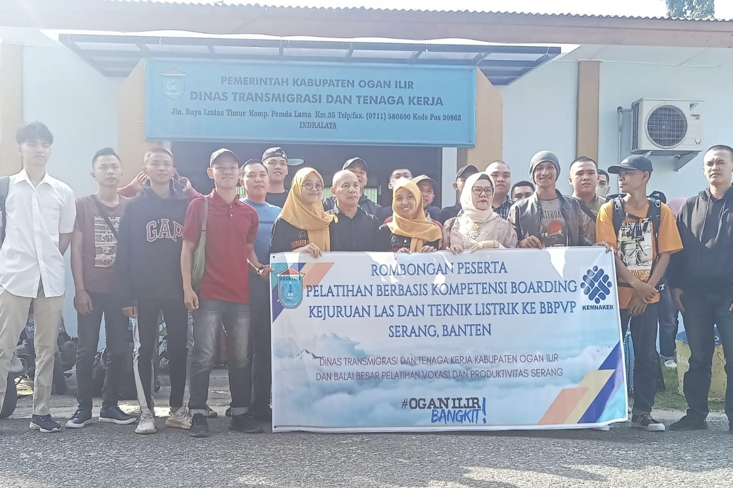 16 Peserta Pelatihan Berbasis Kompetensi Boarding Asal Ogan Ilir Diberangkatkan Menuju Banten