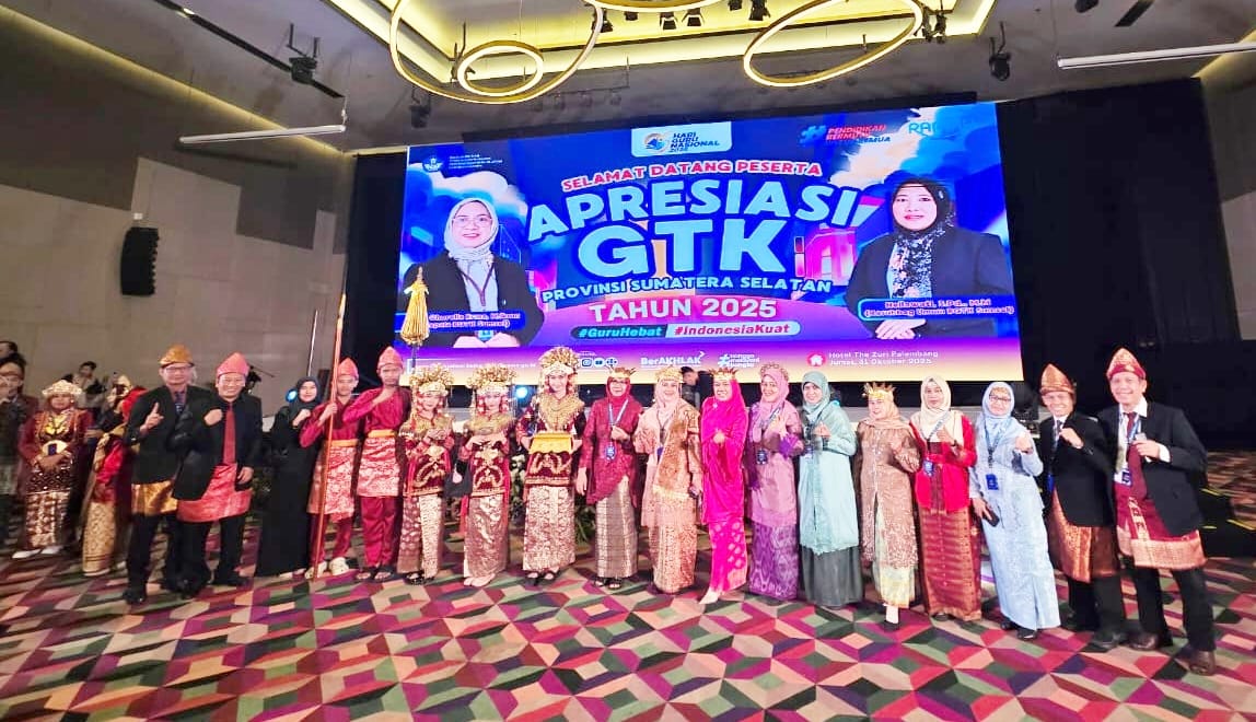 Tarian Mapak Raje dari Sanggar Tari SMPN 1 Indralaya Ogan Ilir Tampil di Gelaran Apresiasi Guru se-Sumsel 2025