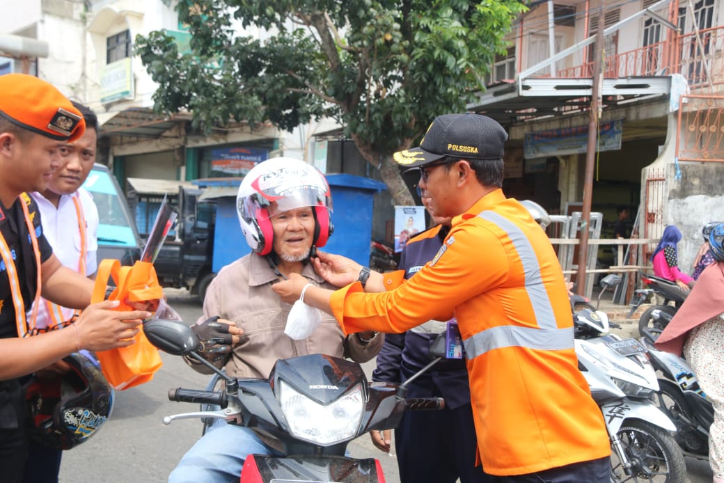 KAI dan Korlantas Kampanyekan Disiplin Berlalu Lintas di Perlintasan Sebidang, Cermin Budaya Indonesia Maju