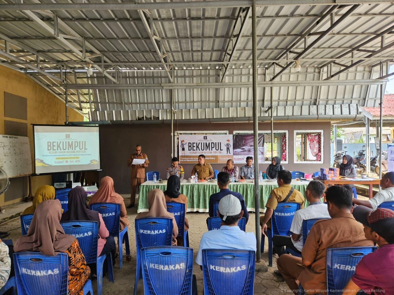 BEKUMPUL di Kerakas: Warga Desa Ini Dibekali Pemahaman KUHP Baru dan Hak Bantuan Hukum