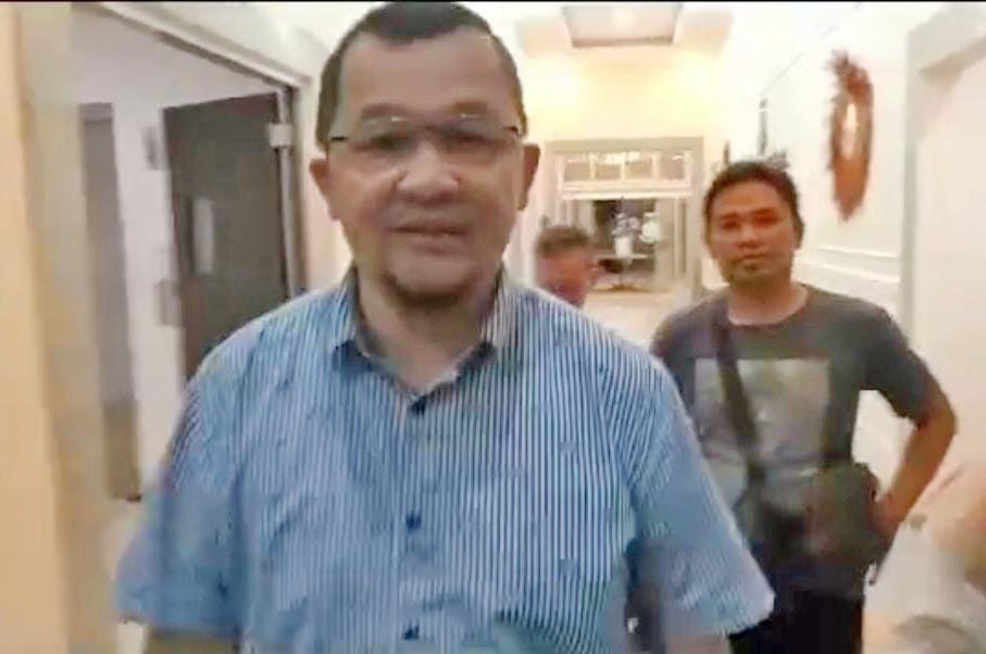 Diperiksa 10 Jam Lebih, Ketua KONI Sumsel Hendri Zainuddin Dicecar 30 Pertanyaan oleh Penyidik Kejati Sumsel