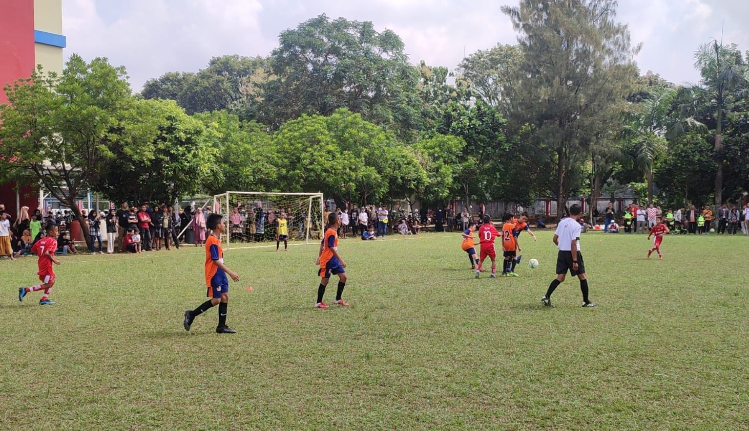 Bermain Sepakbola Dalam Pandangan Islam