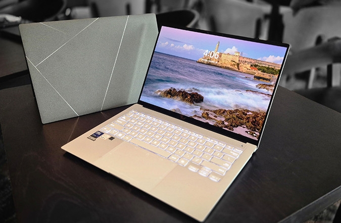 Asus Zenbook S 14: Laptop Multitasking dengan Performa Kencang dan Penyimpanan Besar