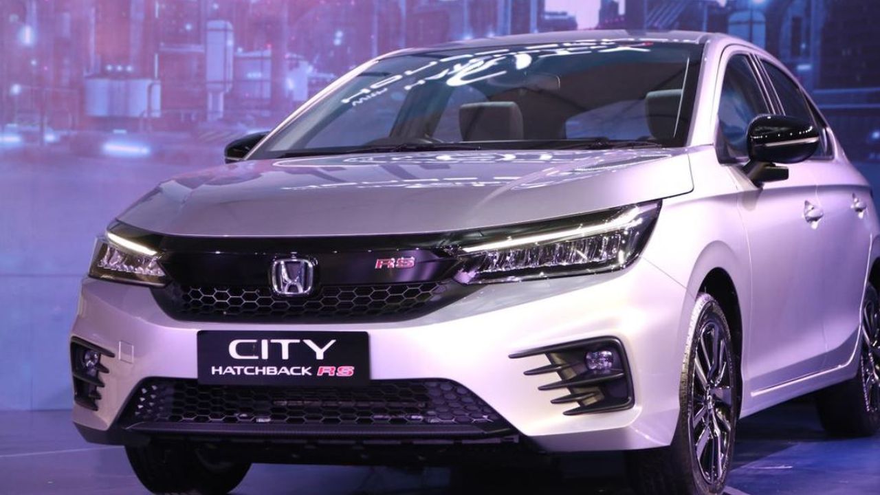 Honda City Hatchback RS Siap Menarik Perhatian Generasi Muda: Desain Sporty Berbalut Teknologi