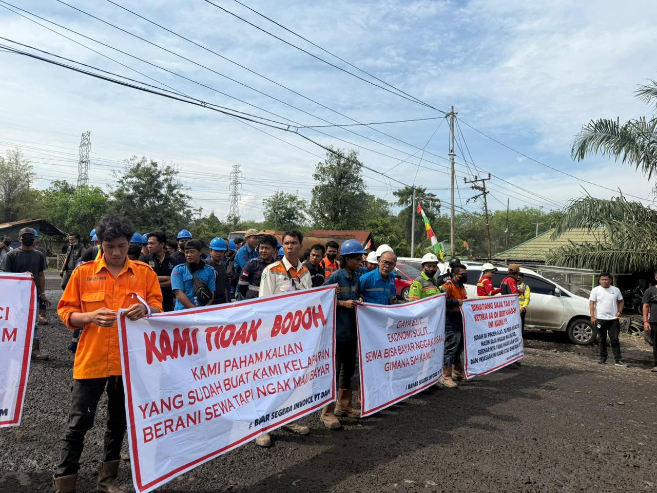 Gaji Tak Dibayar, Karyawan PT DAM Lahat: Anak Istri Kami Butuh Makan!