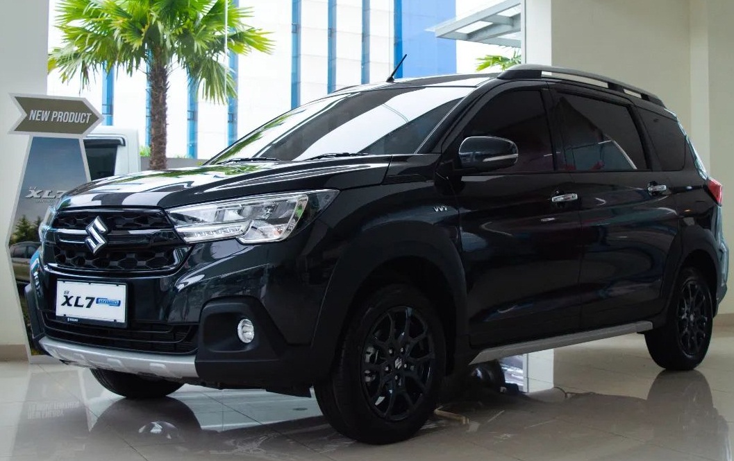 Fitur Unggulan Suzuki New XL7 Hybrid untuk Bersaing dengan Toyota Rush dan Daihatsu Terios