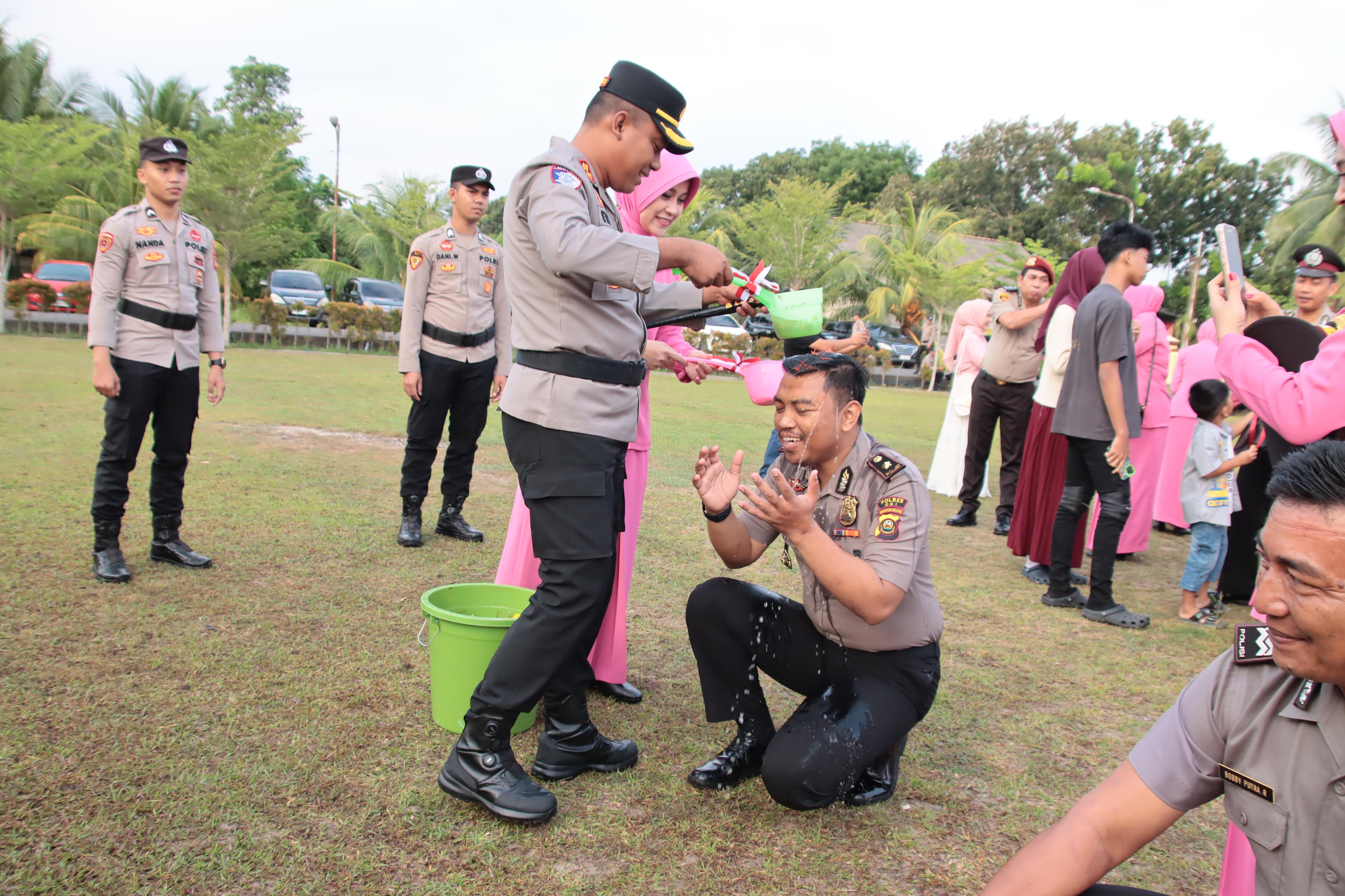 Puluhan Personel Polres OKI Naik Pangkat Satu Tingkat Lebih Tinggi