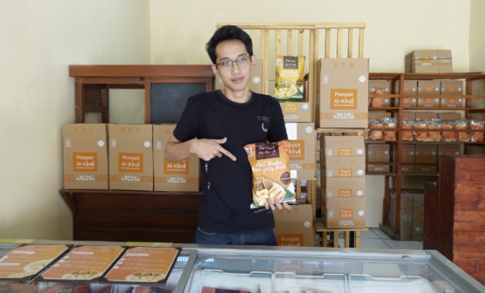 Pengiriman Pempek Palembang Makin Lancar, UMKM Rasakan Dampak Positif Peran Layanan Logistik
