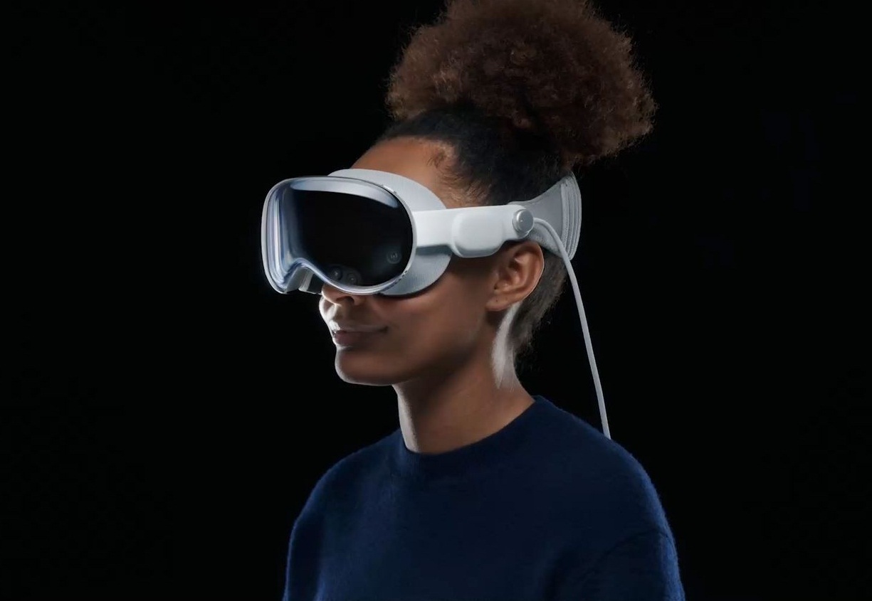 Apa Itu Apple Vision Pro? Simak Kecanggihan dan Keunggulan Dari Headset VR Terbaru Keluaran Apple