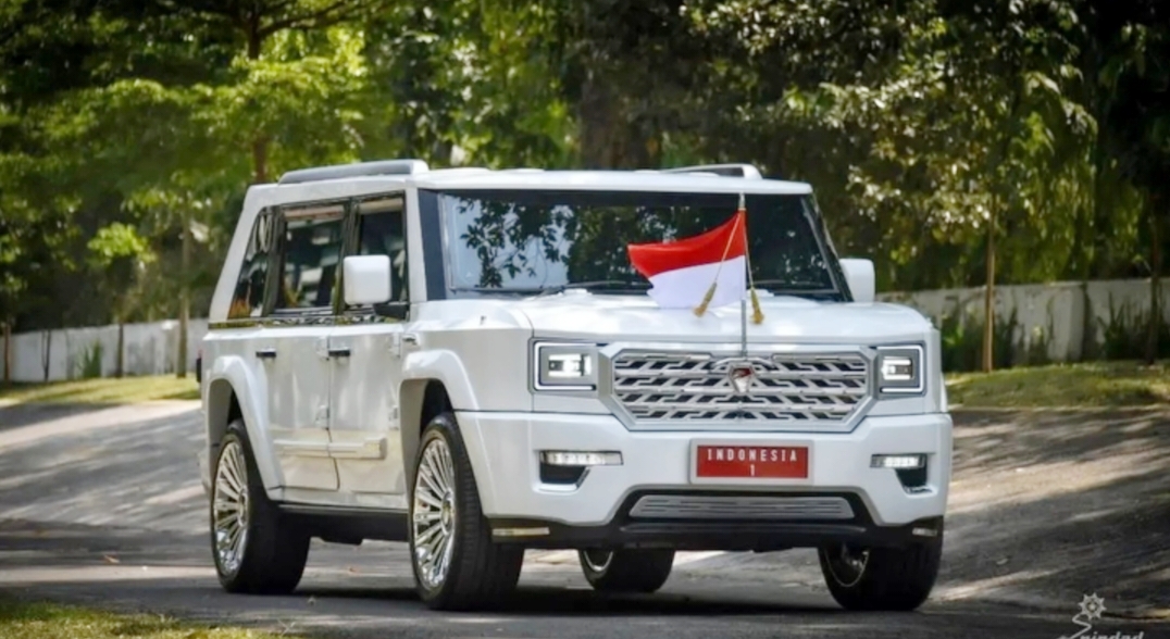 Momen Prabowo Naik SUV Maung Garuda Saat Tinggalkan Senayan Menuju Istana Negara, Tampil Gagah Sapa Warga