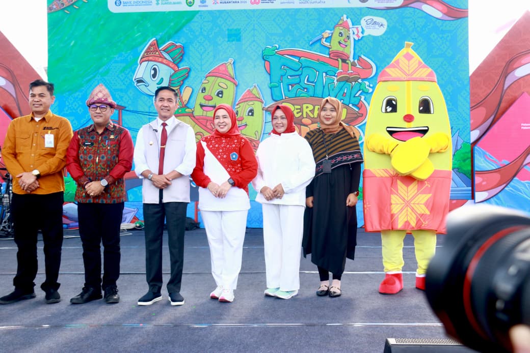 Agenda Agustusan, Ratu Dewa Targetkan Puluhan Ribu Pengunjung Festival Perahu Bidar 2025 