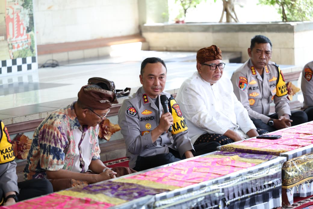 Sambangi Komunitas Hindu, Kapolda Sumsel Irjen Pol Dr Sandi Nugroho Perkuat Kerukunan Jelang Hari Besar