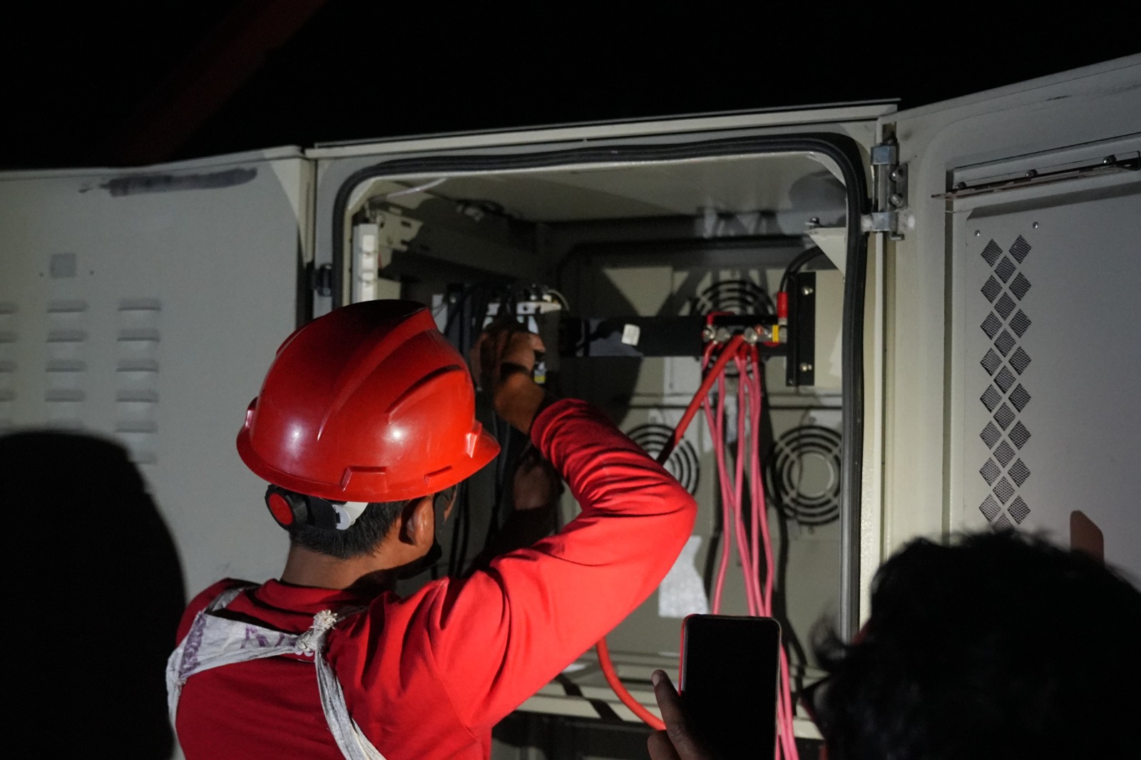 Pulihkan Jaringan di Tapanuli, Telkomsel Kerahkan Perangkat Pendukung Secara Masif