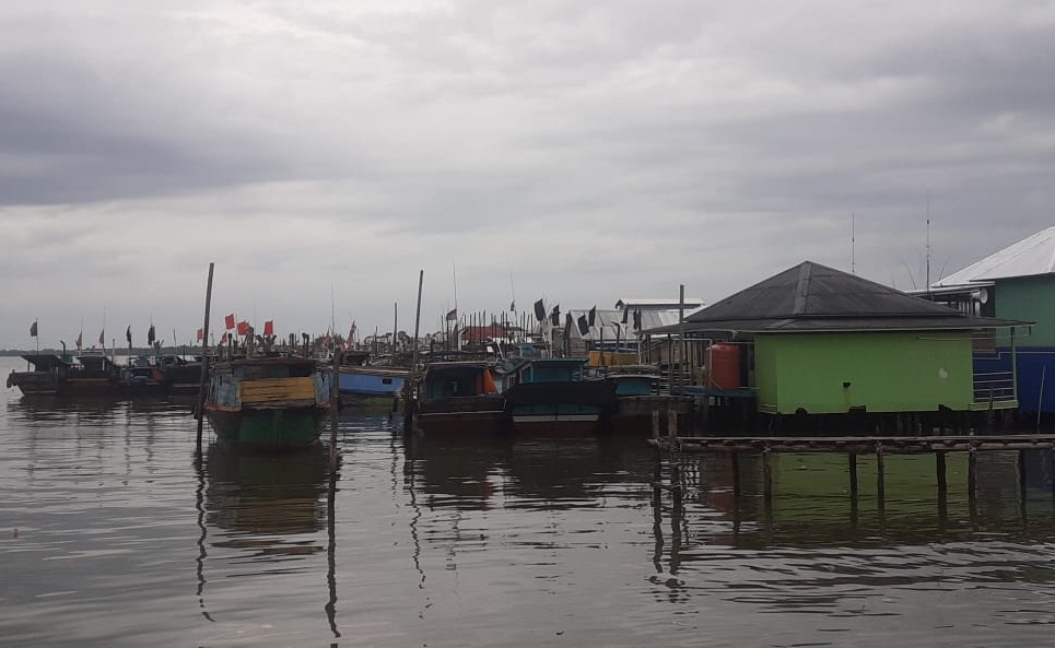Nelayan Kilung Keluhkan Lampu dari Kapal Besar Bersandar di Laut Sungsang, Hasil Tangkapan Berkurang