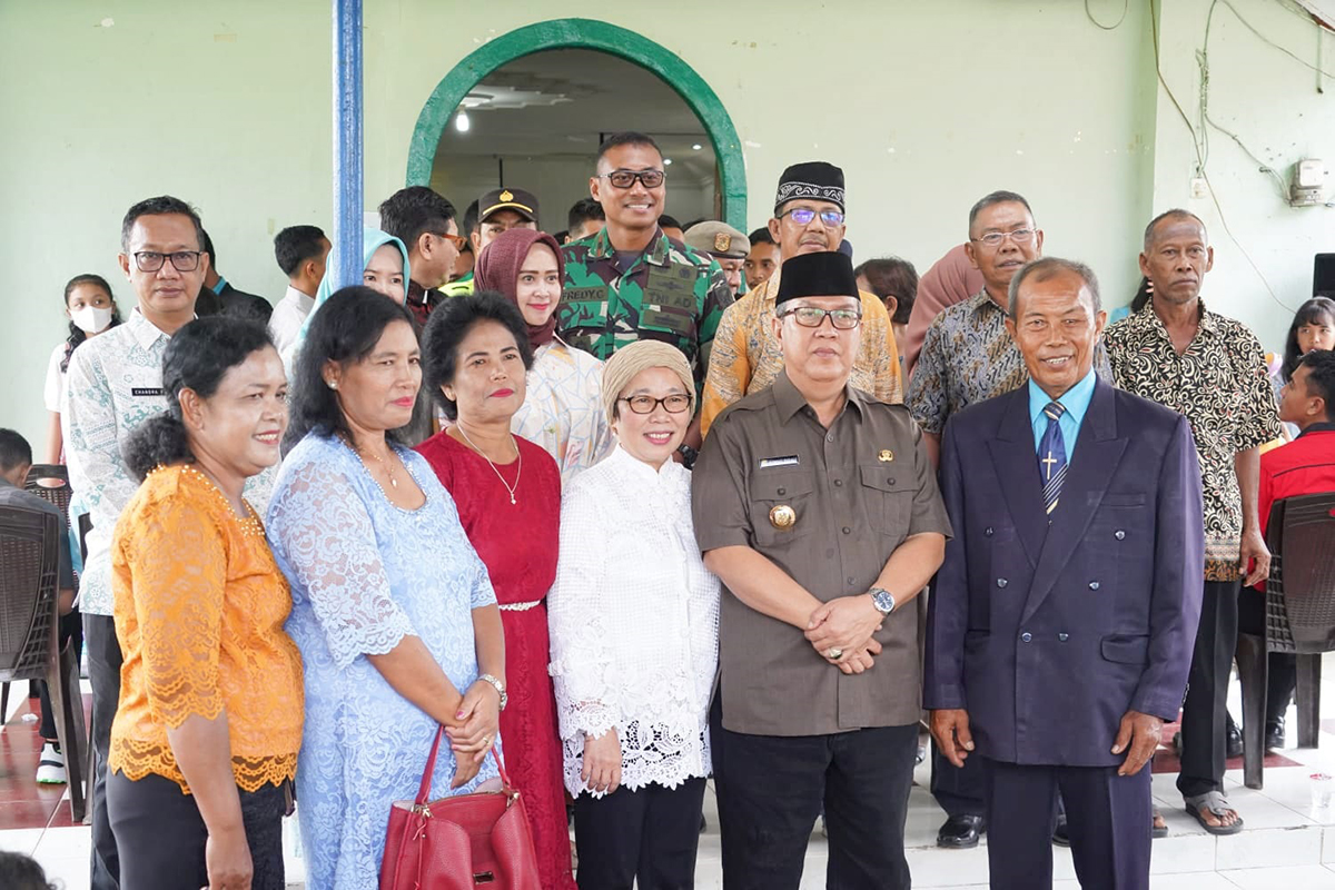 Pastikan Perayaan Natal Berjalan Lancar, Pj Bupati Muara Enim Tinjau Perayaan Ibadah Natal di GPIB