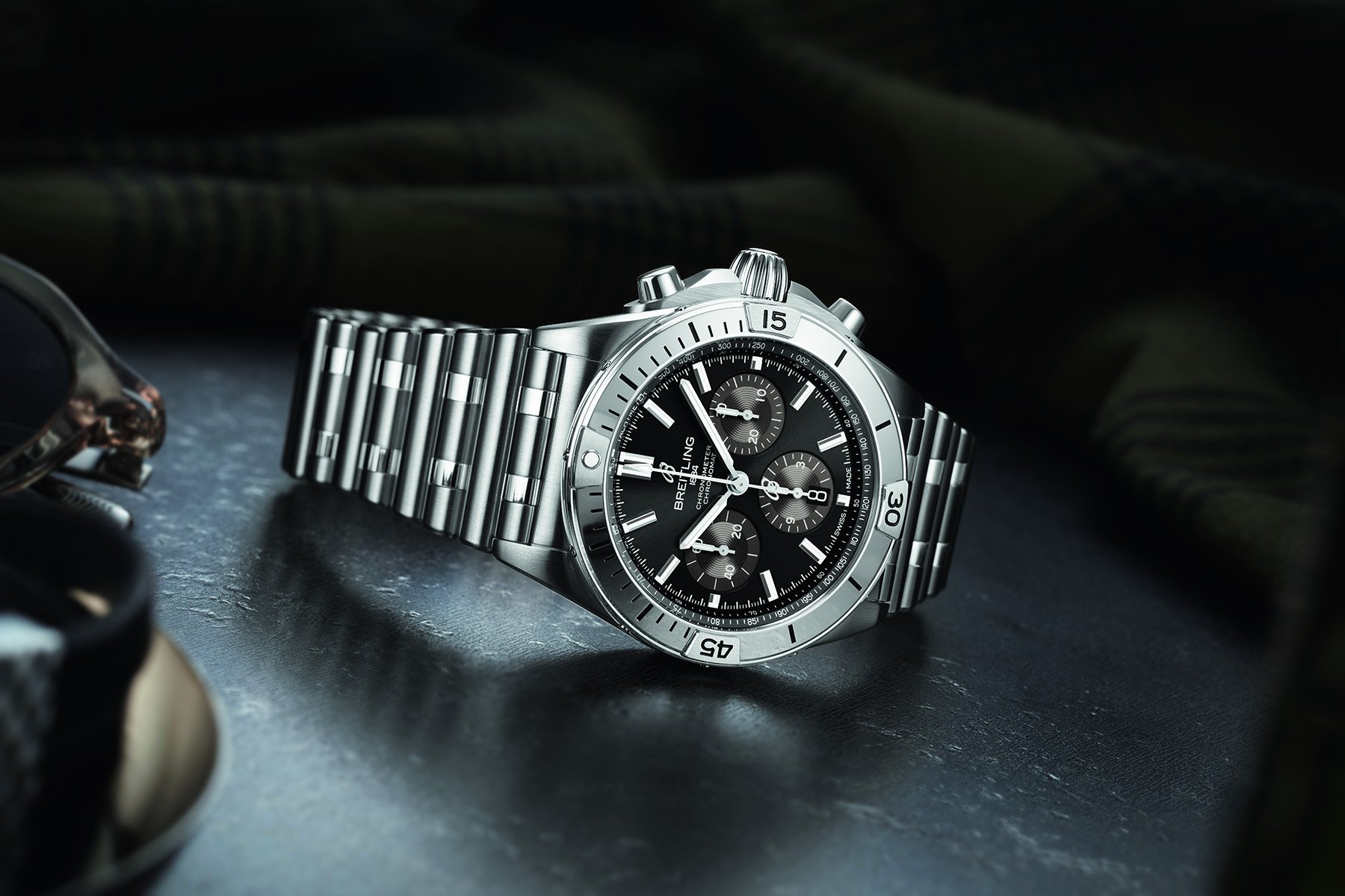 Jam Tangan Baru Breitling Chronomat B01 42 UK, Eksklusif Hanya Tersedia 250 Unit Untuk Pasar Inggris