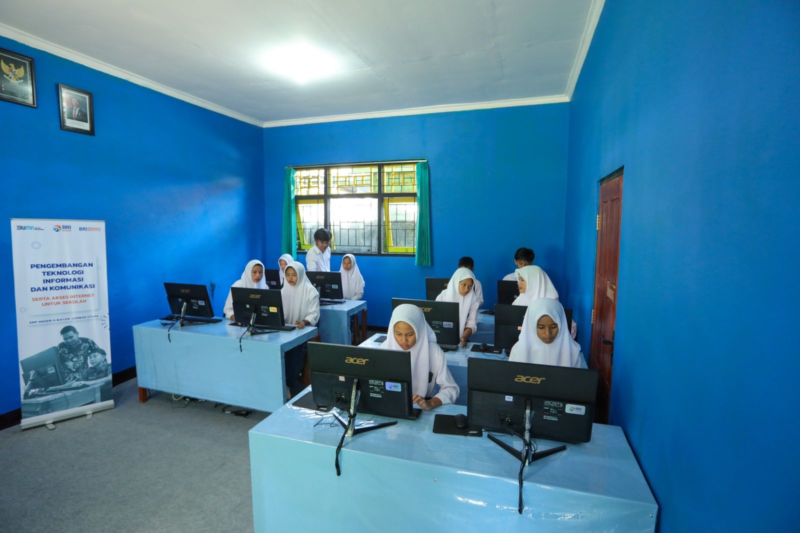 BRI Peduli Dukung Pemerataan Akses Digital untuk Pendidikan Anak Bangsa di SMP Negeri 6 Bayan