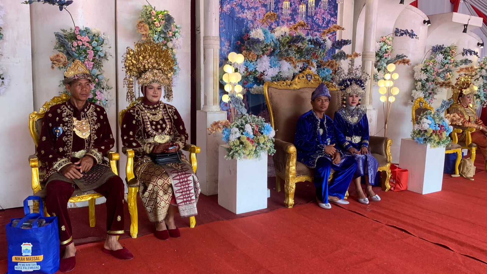 81 Pasang Pengantin Sumringah, Mengikut Nikah Massal Gratis Pemkot Palembang 