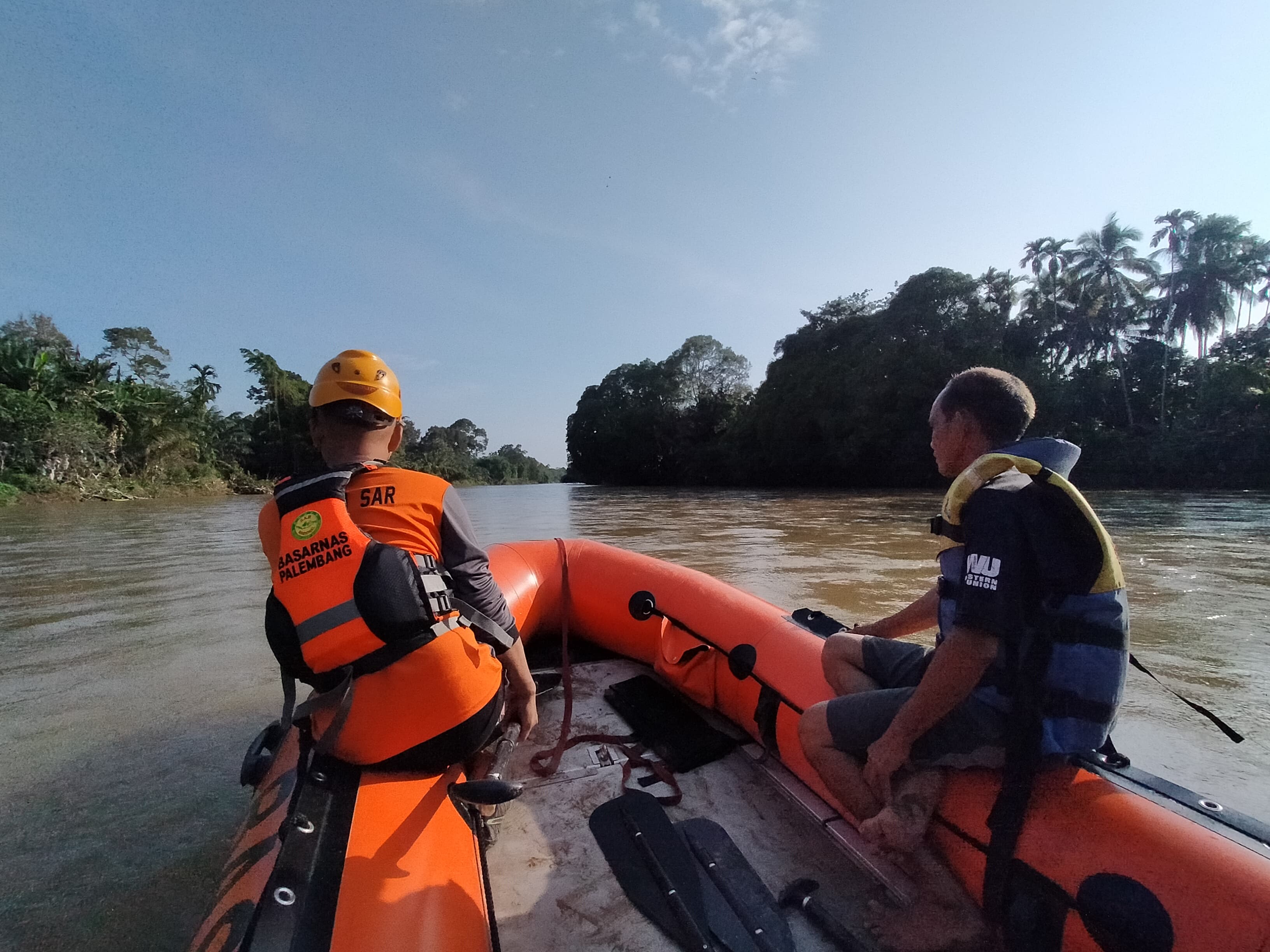 Tim SAR Susuri Sungai Rupit Cari Pete Warga Embacang Muratara yang Dinyatakan Menghilang saat Mandi 