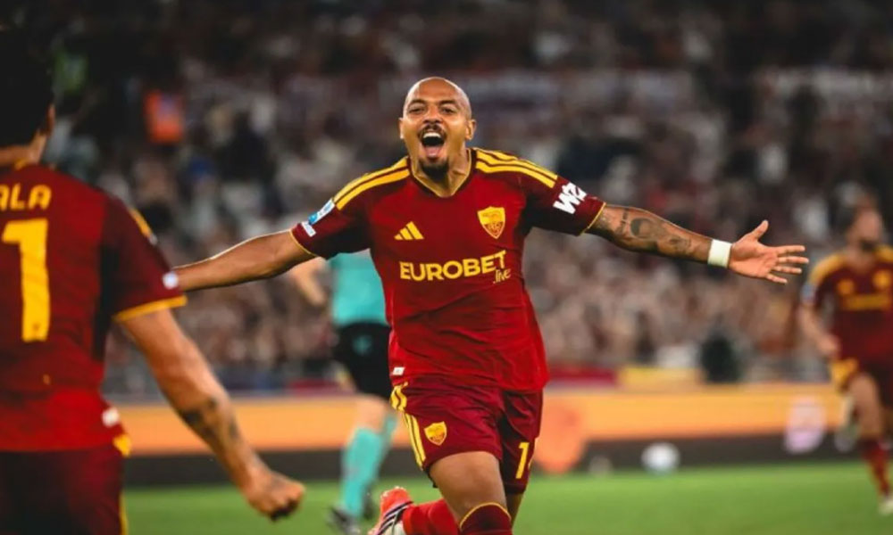 AS Roma Bantai Fiorentina 4-0, Malen Ciptakan Hattrick