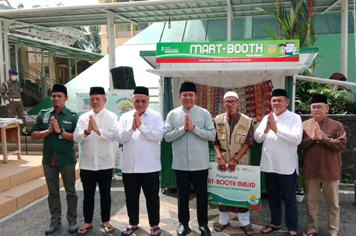 Hidupkan Ekonomi Syariah, BSB Bantu Kontainer Mart Booth di Masjid