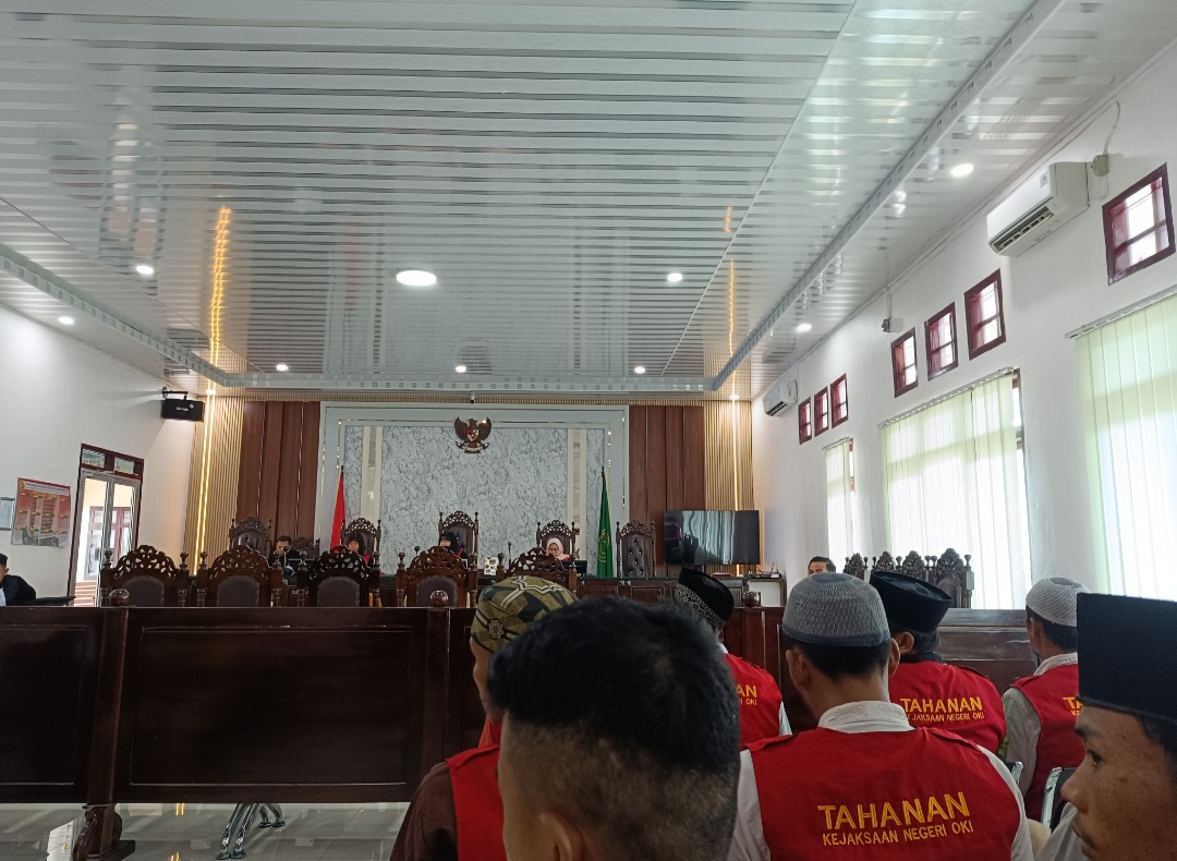 Bawa Senjata Api Rakitan Tanpa Hak, Terdakwa Gidik Dihukum 1 Tahun 8 Bulan Penjara
