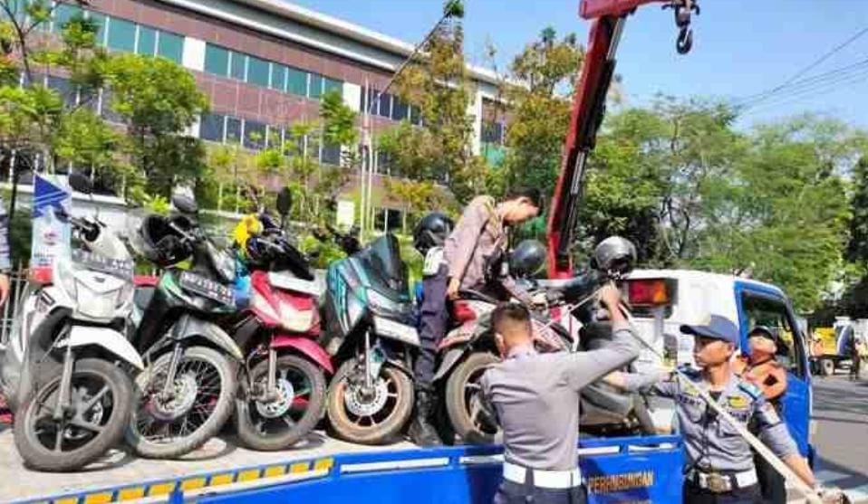 Razia Parkir, Dishub Palembang Amankan 12 Motor dan Dua Jukir