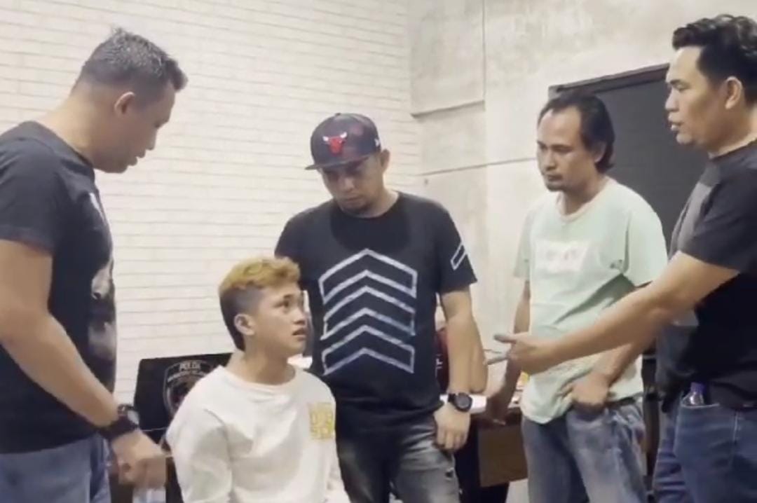 Polda Sumsel Tangkap Pria Berambut Pirang yang Bawa Kabur Brankas Berisi Rp25 Juta dari Rumah Milik Pedagang 