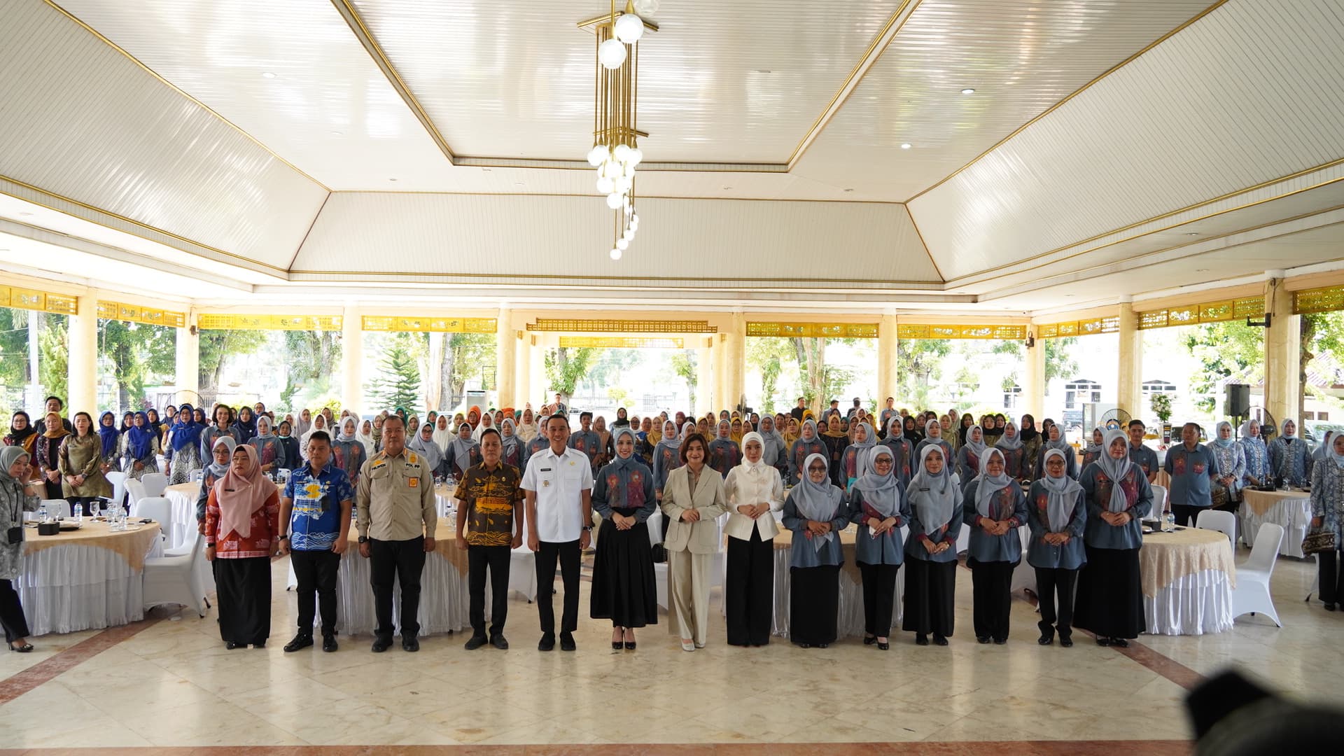 TP PKK OKI Dilatih Publik Speaking dan Tata Busana