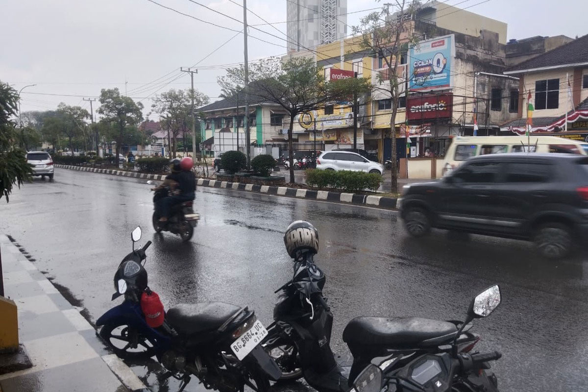 Palembang Diguyur Hujan Tapi Tidak Merata