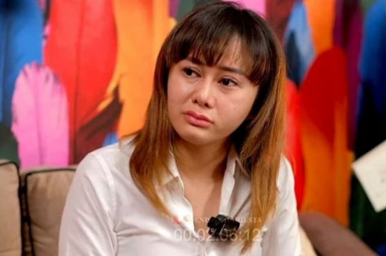 Ayu Dewi Dikabarkan Hamil Anak Ke Empat, Warganet Tuding Denise Chariesta Baper